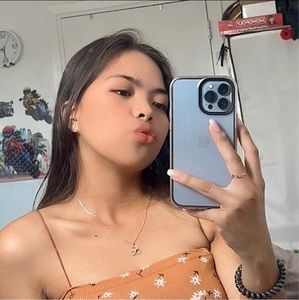 Meet your Posher, Avril